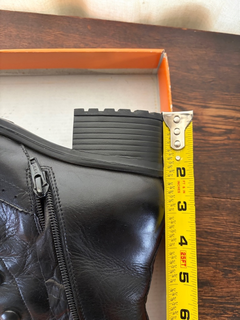 Miz Mooz Black Leather Jozie Ankle Boots with button detail, size 39 (us 8.5) - Picture 12 of 12